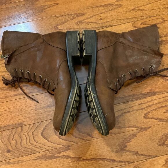 Size 10 Lace up (side zippers) brown work boots with flannel lining NWOT - Picture 2 of 9